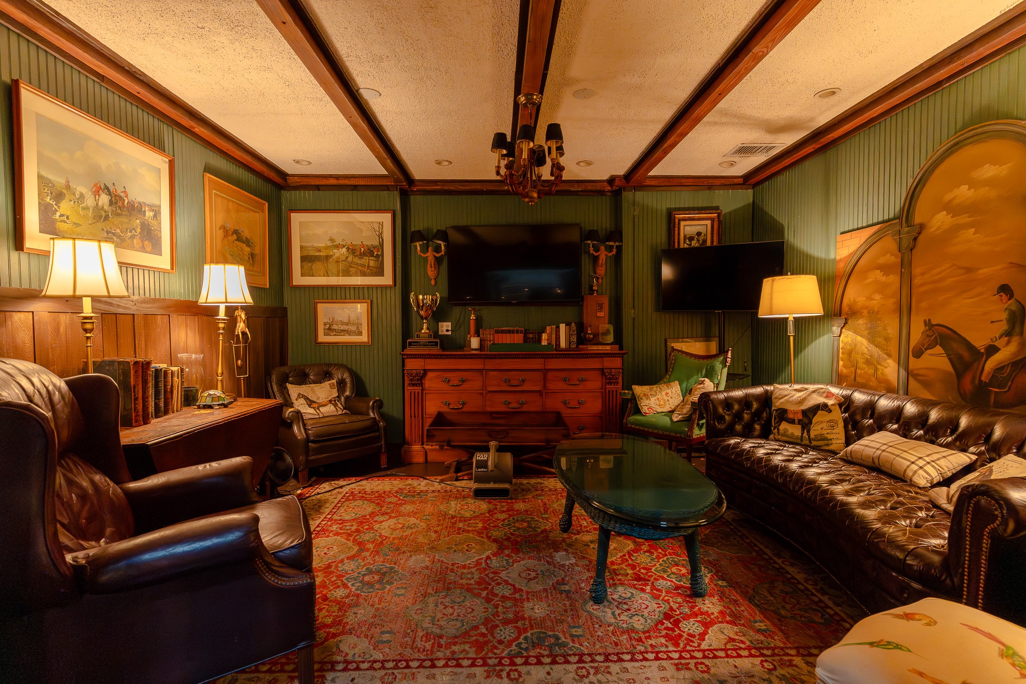 The Polo Room VIP Lounge